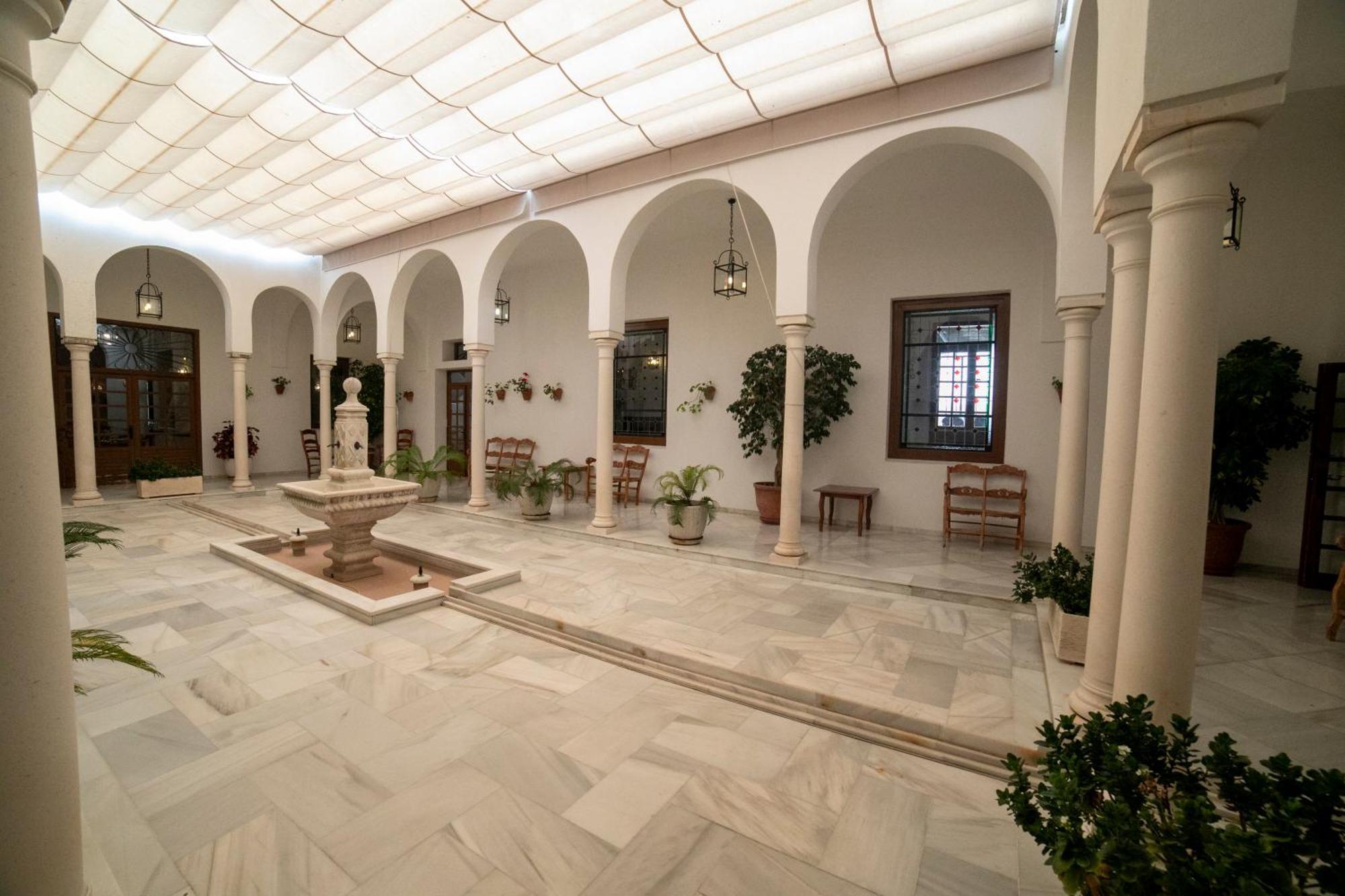 Villa Turistica De Priego Прієго-де-Кордова Екстер'єр фото